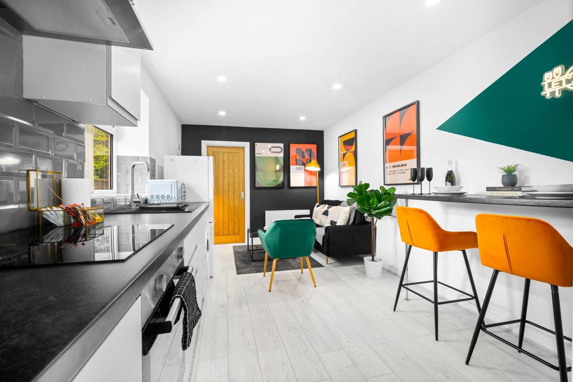 Luxury 3 Bedroom Apartment - Terrace - Near City Centre - Wifi - Smart Tv 1Mr เบอร์มิงแฮม ภายนอก รูปภาพ